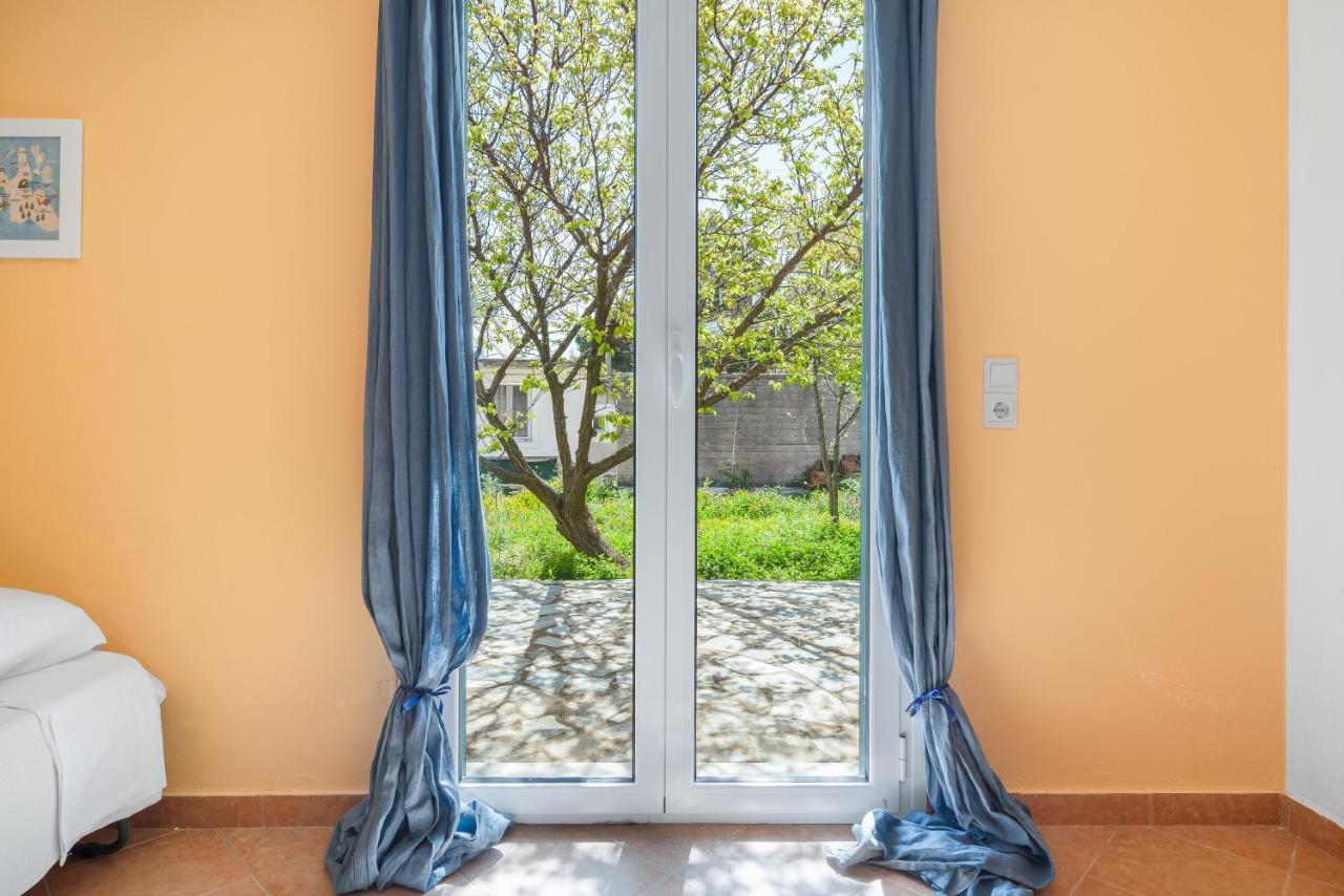 Pavio Villa Poros  Exterior photo