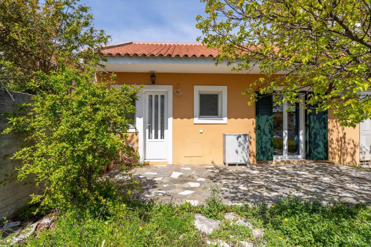 Pavio Villa Poros  Exterior photo